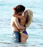 th_21597_celebrity_paradise.com_TheElder_67_122_440lo.jpg