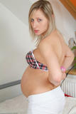 Nadia - Pregnant 1 m6e68v2f1x
